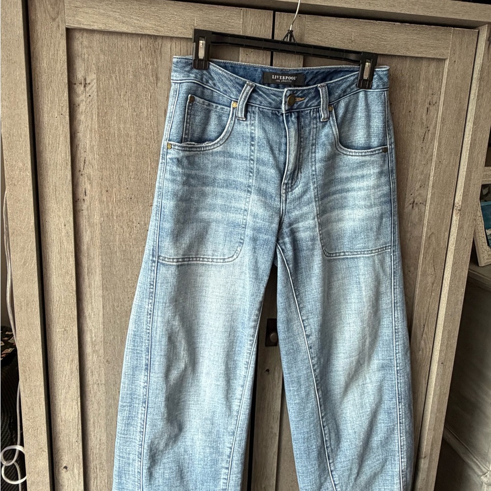 Liverpool Light Blue Wide-Leg Jeans with Front Patch Pockets